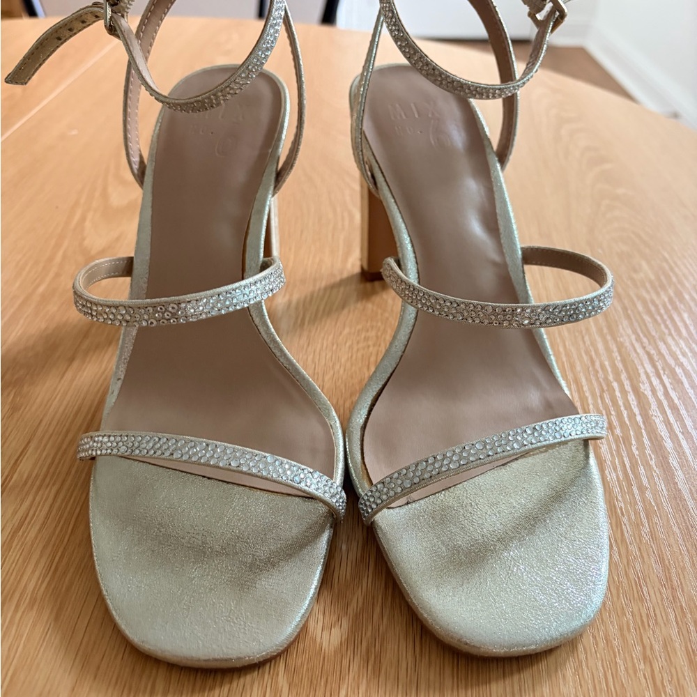 Elegant Gold Strappy Sandals